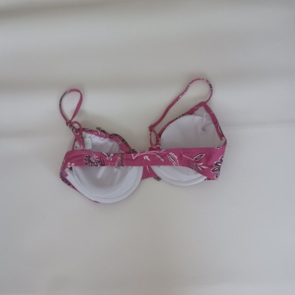 PADDED SWIM TOP - Picture 2 of 2